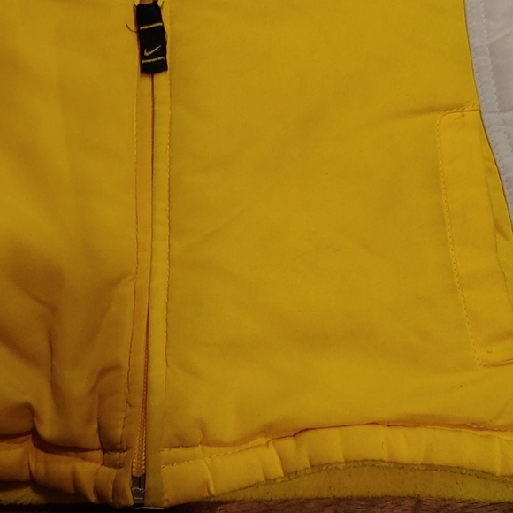 Nike Winter Jacket Size 5 - Picture 4 of 11